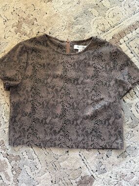 She + sky Snake Print Short Sleeve crop top zipper back faux suede size small